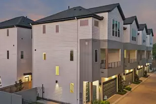 4832 Pinemont Dr, Houston, TX 77092 - Photo 3