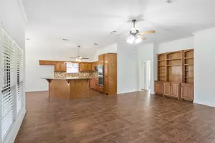 618 Hillcrest Circle, Huntsville, TX 77340 - Photo 9