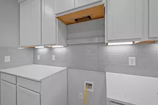 408 Hearthstone Ln, Waller, TX 77484 - Photo 7