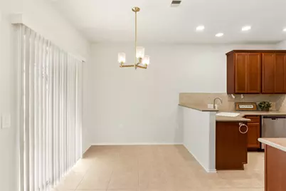 13600 Breton Ridge Street #18A, Houston, TX 77070 - Photo 9