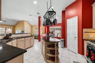 11718 Canyon Vista Ln, Tomball, TX 77377 - Photo 5