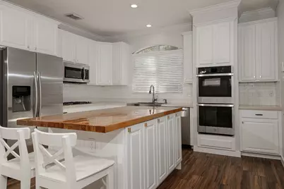 23 Shellbark, The Woodlands, TX 77382 - Photo 11