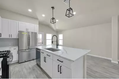 106 Harbor Court Drive, Conroe, TX 77356 - Photo 9