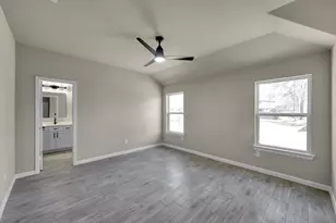 106 Harbor Ct Dr, Conroe, TX 77356 - Photo 17