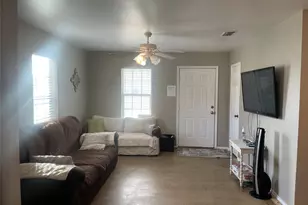 363 N Rife St, Aransas Pass, TX 78336 - Photo 3