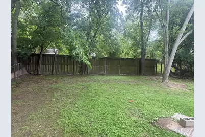 215 Blackshear Street, Tomball, TX 77375 - Photo 13