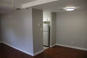 9303 Pagewood Ln, Houston, TX 77063 - Photo 15