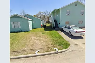902 Thomas Avenue, Pasadena, TX 77506 - Photo 1
