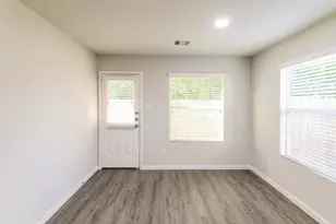12627 Rio Lindo St, Rosharon, TX 77583 - Photo 9