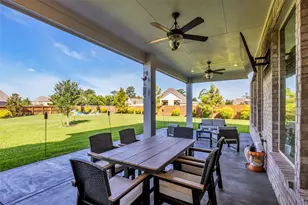 6006 Henry Hamlet Dr, Conroe, TX 77304 - Photo 15