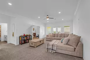 6006 Henry Hamlet Dr, Conroe, TX 77304 - Photo 17