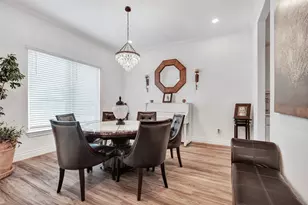 6006 Henry Hamlet Dr, Conroe, TX 77304 - Photo 9