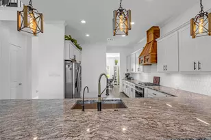6006 Henry Hamlet Dr, Conroe, TX 77304 - Photo 13