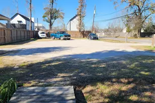 7935 Tower St, Houston, TX 77088 - Photo 3