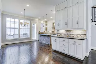 30 E Rafters Row, The Woodlands, TX 77380 - Photo 5