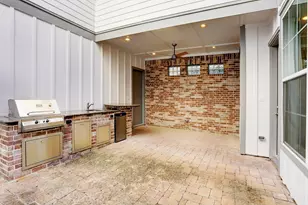30 E Rafters Row, The Woodlands, TX 77380 - Photo 17