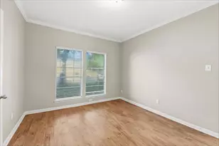 1011 Wentworth Dr, Pearland, TX 77584 - Photo 7