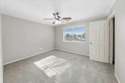 1011 Wentworth Drive, Pearland, TX 77584 - Photo 13