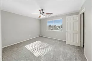 1011 Wentworth Dr, Pearland, TX 77584 - Photo 13