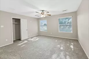 1011 Wentworth Dr, Pearland, TX 77584 - Photo 17