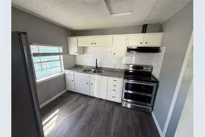 5616 Avenue R Unit 2 #2, Galveston, TX 77551 - Photo 5