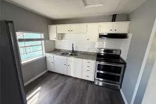 5616 Avenue R, Galveston, TX 77551 - Photo 5