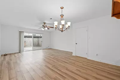 9668 Westview Drive #2, Houston, TX 77055 - Photo 15