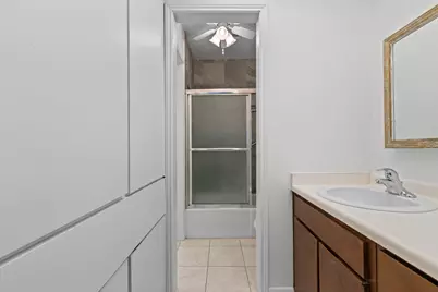 9668 Westview Drive #2, Houston, TX 77055 - Photo 21