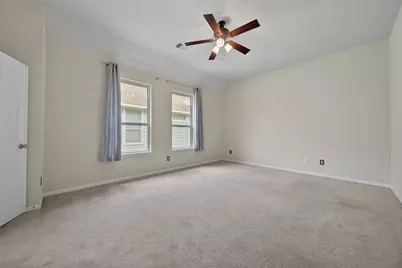 3323 Masters Point Drive, Houston, TX 77091 - Photo 21