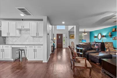 356 Century Oaks Lane, La Marque, TX 77568 - Photo 7