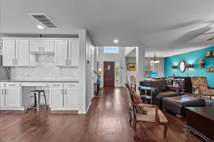 356 Century Oaks Ln, La Marque, TX 77568 - Photo 7