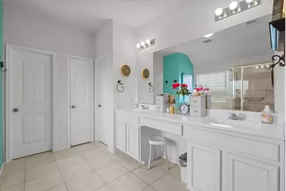 356 Century Oaks Lane, Hitchcock, TX 77568 - Photo 25