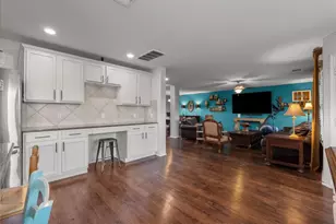 356 Century Oaks Ln, La Marque, TX 77568 - Photo 15