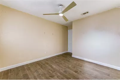 11923 Loveland Pass Drive, Houston, TX 77067 - Photo 9