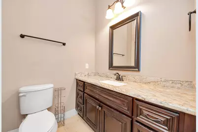 11045 Upland Forest Drive, Houston, TX 77043 - Photo 11
