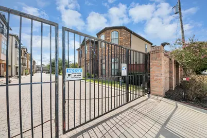 11045 Upland Forest Drive, Houston, TX 77043 - Photo 29