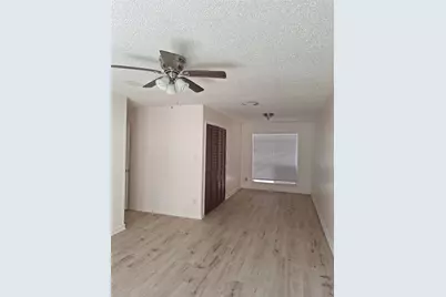 4030 Knoll Glen Drive, Houston, TX 77082 - Photo 11