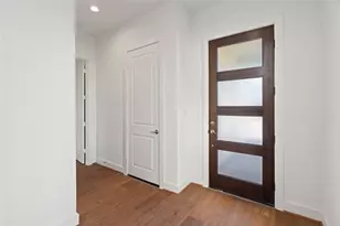 8703 Cosenza Ln, Houston, TX 77055 - Photo 15