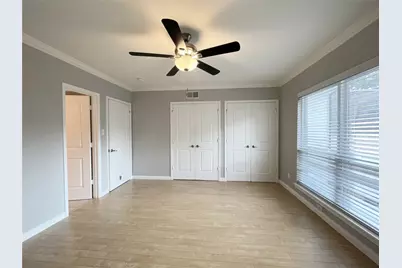 1801 Stoney Brook Drive #106, Houston, TX 77063 - Photo 17