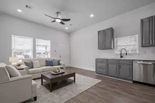 7993 Attwater St, Houston, TX 77028 - Photo 5