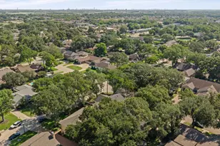 3030 Broadmoor Dr, Sugar Land, TX 77478 - Photo 37