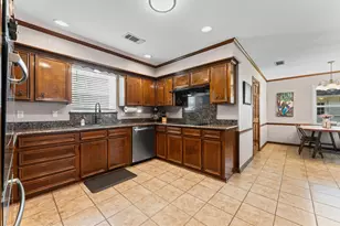 3030 Broadmoor Dr, Sugar Land, TX 77478 - Photo 21