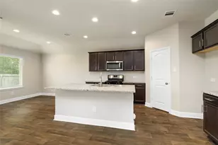 20136 Lecrete Mill Dr, New Caney, TX 77357 - Photo 9