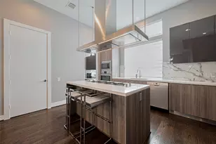5919 E Post Oak Ln, Houston, TX 77055 - Photo 13