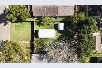 503 Forrest Street, Baytown, TX 77520 - Photo 5