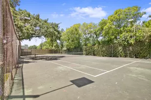 8020 Braesmain Dr, Houston, TX 77025 - Photo 23
