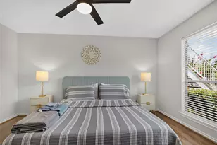 8020 Braesmain Dr, Houston, TX 77025 - Photo 13