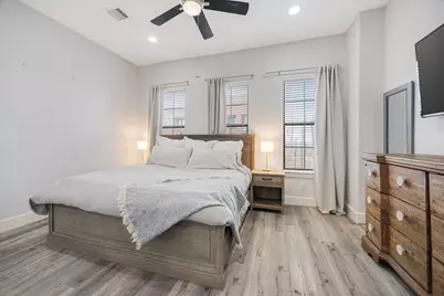 2110 Shearn Street #11, Houston, TX 77007 - Photo 11