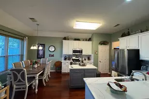 9918 Mossy Tree Ln, Houston, TX 77064 - Photo 5