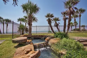 9520 Seawall Blvd, Galveston, TX 77554 - Photo 37